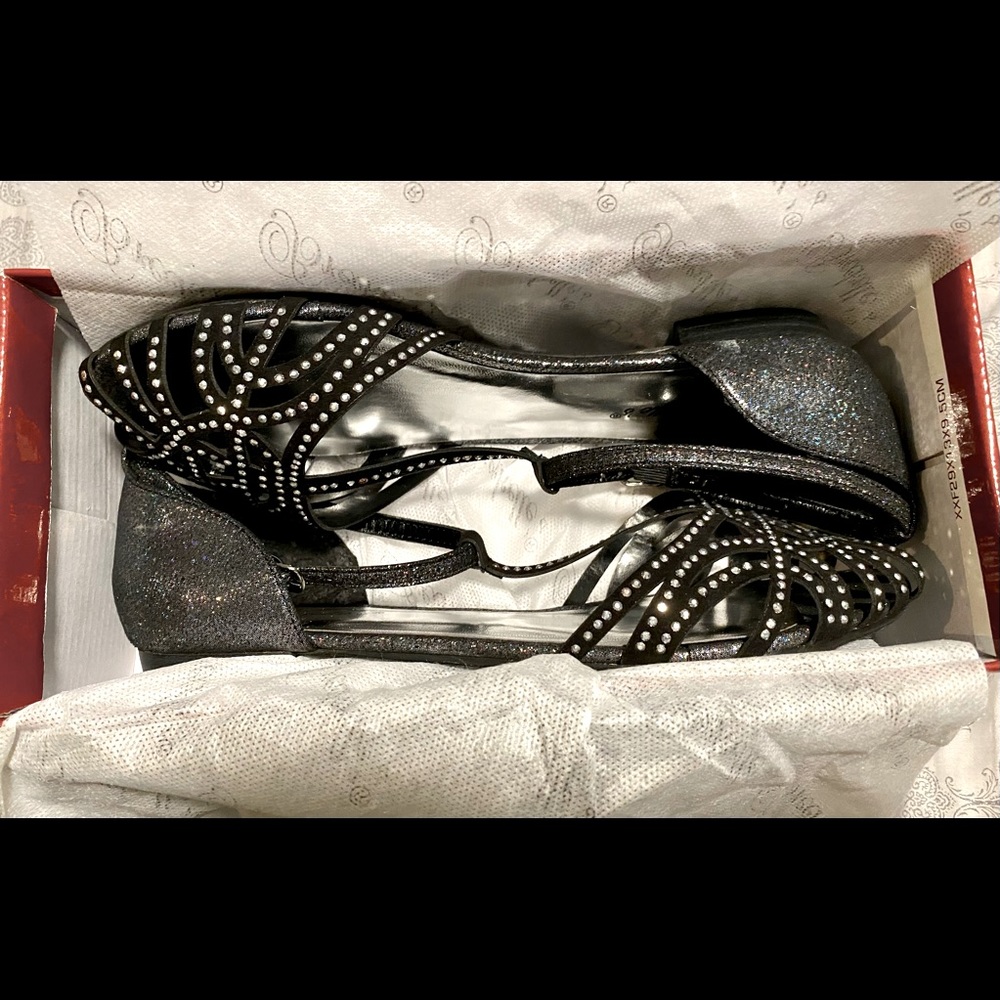 Breckelles Flats SOLD